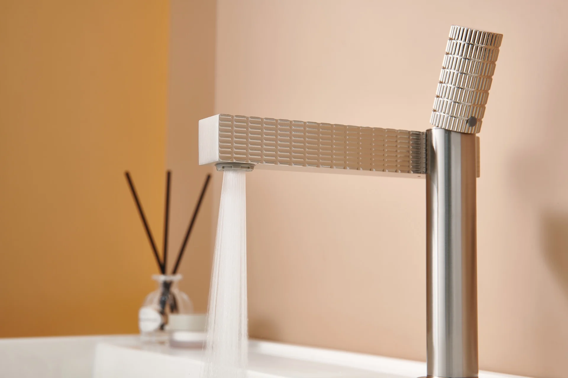 Brushed gold or Brushed Nickel or Matte Black Or Rose Gold single handle brass bathroom faucet with pop up drain - Image 20