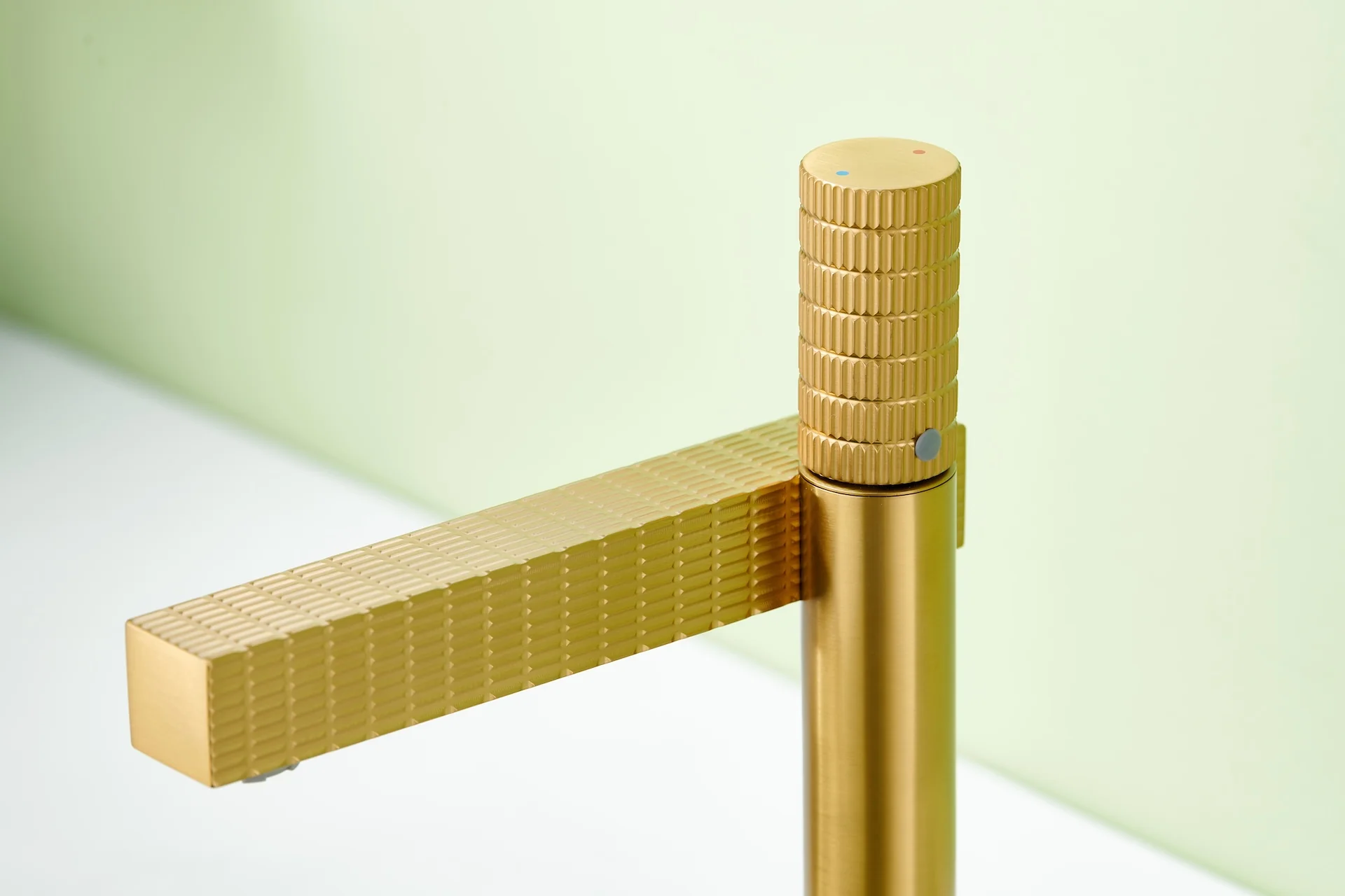 Brushed gold or Brushed Nickel or Matte Black Or Rose Gold single handle brass bathroom faucet with pop up drain - Image 6