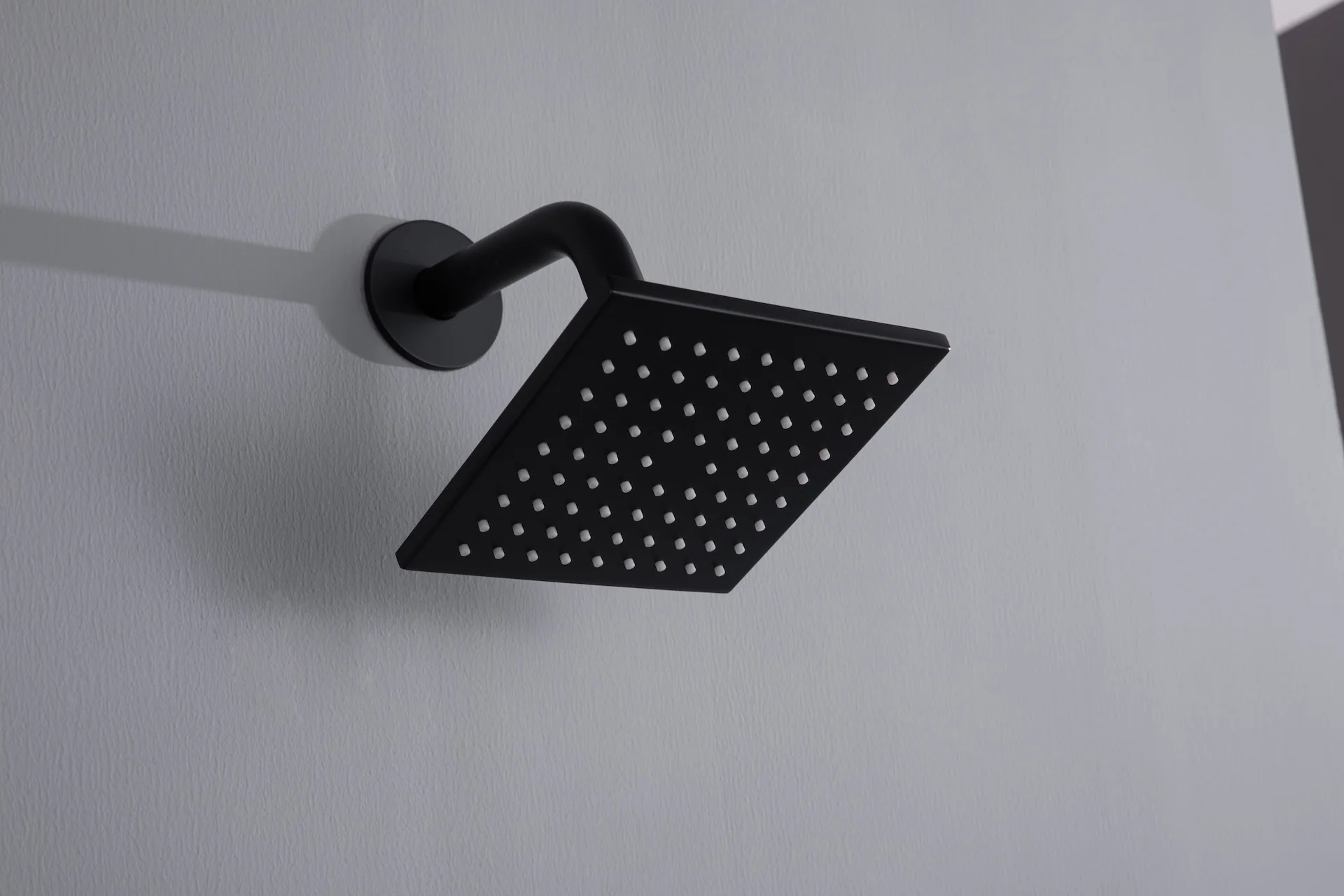 20-Inch Matte Black Or Brushed Gold Rainfall, Waterfall, and Mist Shower System with LED Colors, Bluetooth Music, 8-Way Thermostatic Valve, 6 Body Jets, and Touch Panel - Image 9