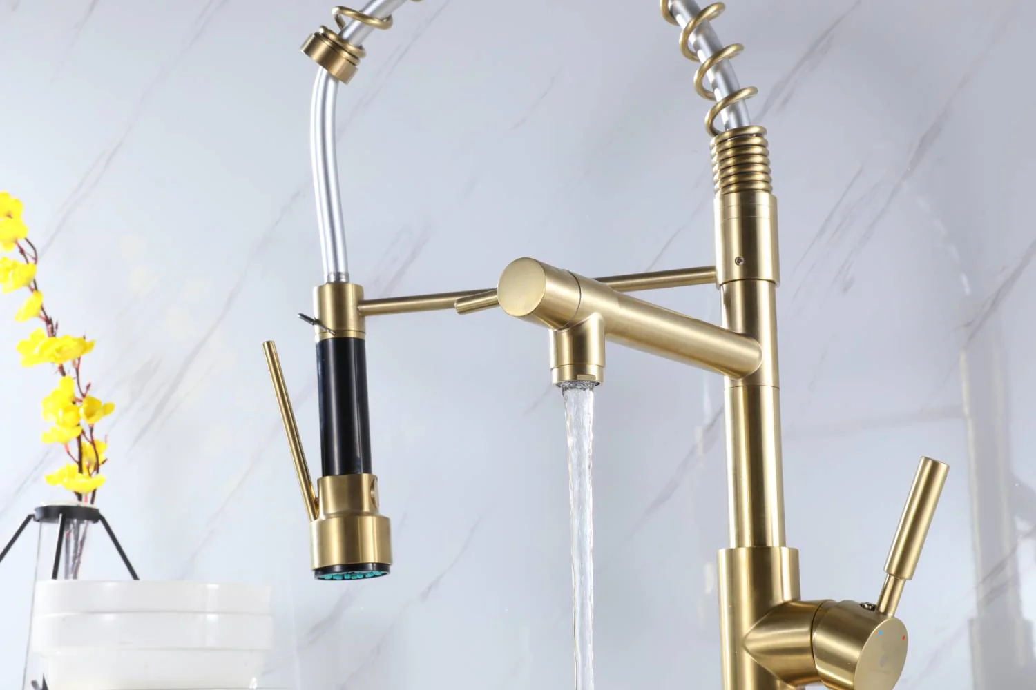 Brushed Gold High Arc brass Kitchen Sink Faucet Pull Down Spray with lock ring and deck plate - Image 5