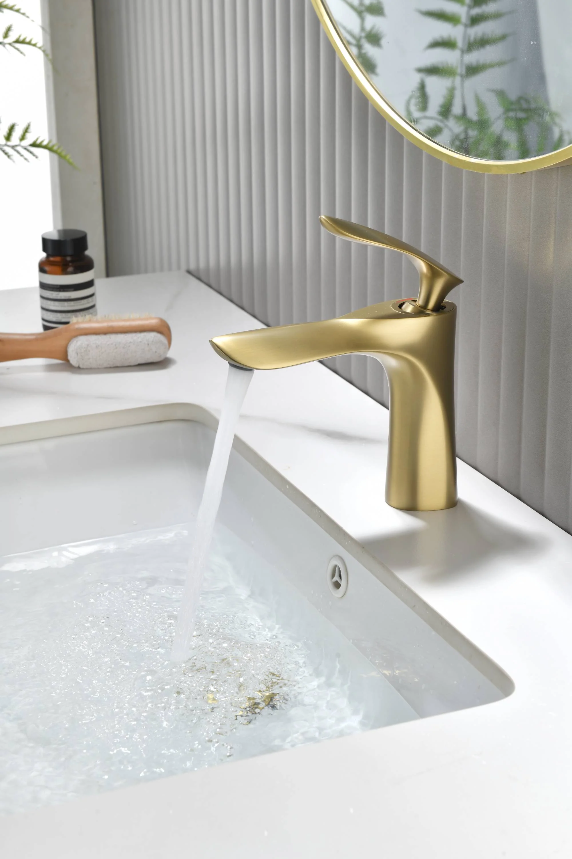 Brushed Gold Bathroom Sink Faucet single handle with pop up non-overflow brass drain - Image 4