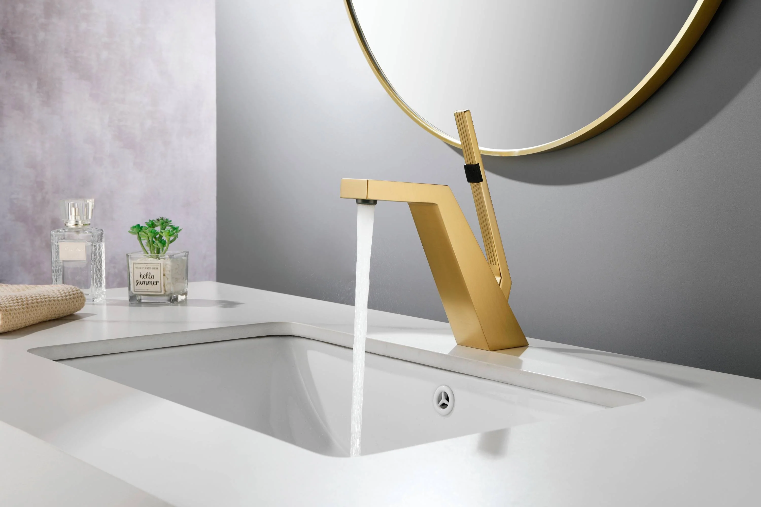 Brushed Gold or matte black or brushed nickel Bathroom Sink Faucet single handle with pop up overflow brass drain - Image 4
