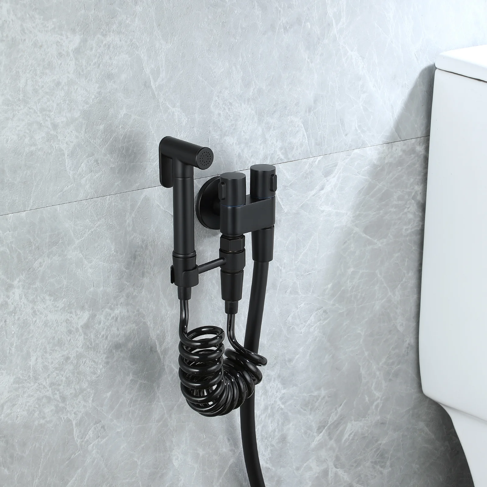 Two-Function Handheld Bidet Sprayer: Versatile and Convenient Hygiene Solution - Image 10