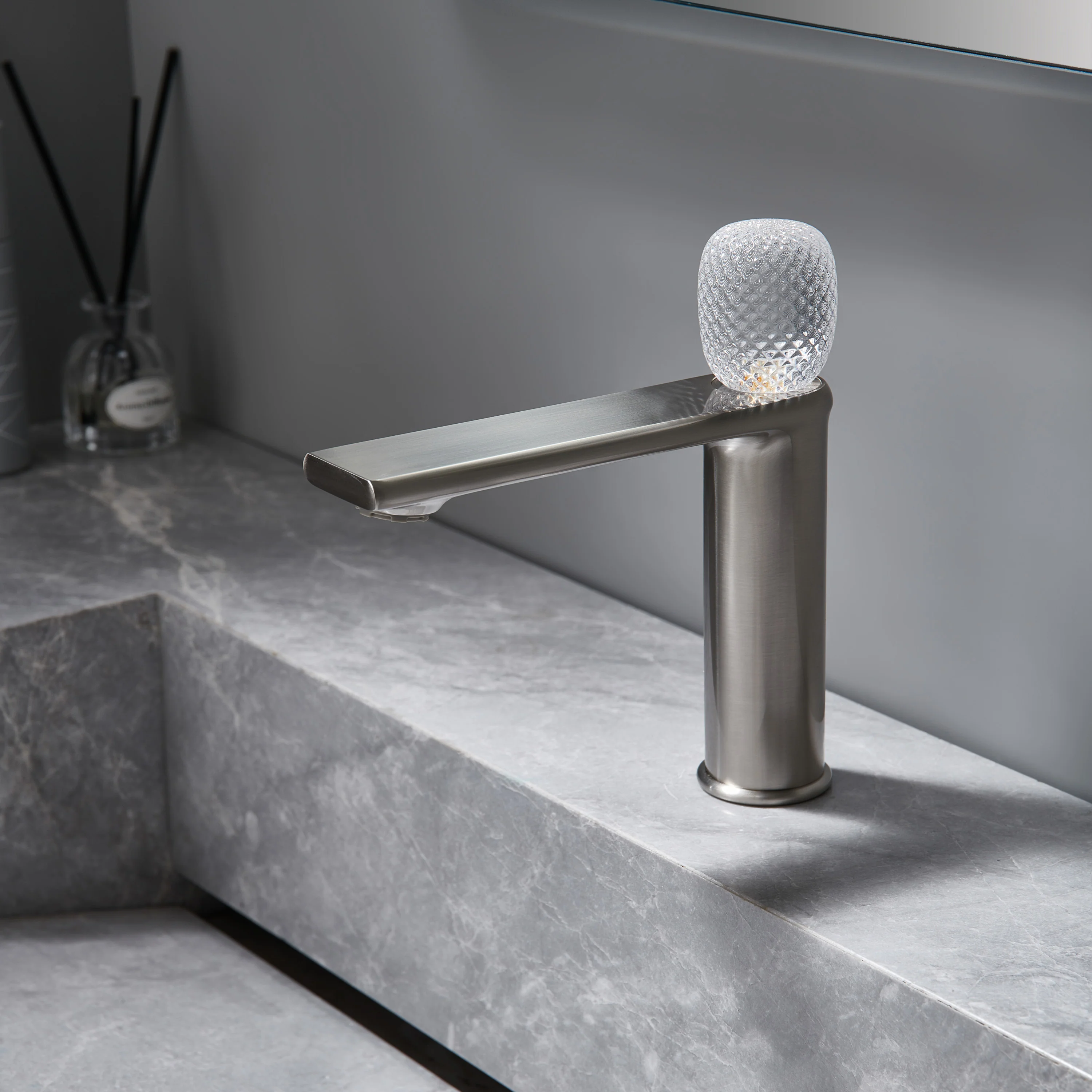 Lumina crystal Single Handle Single Hole Bathroom Sink Faucet with Pop up drain overflow - Image 5