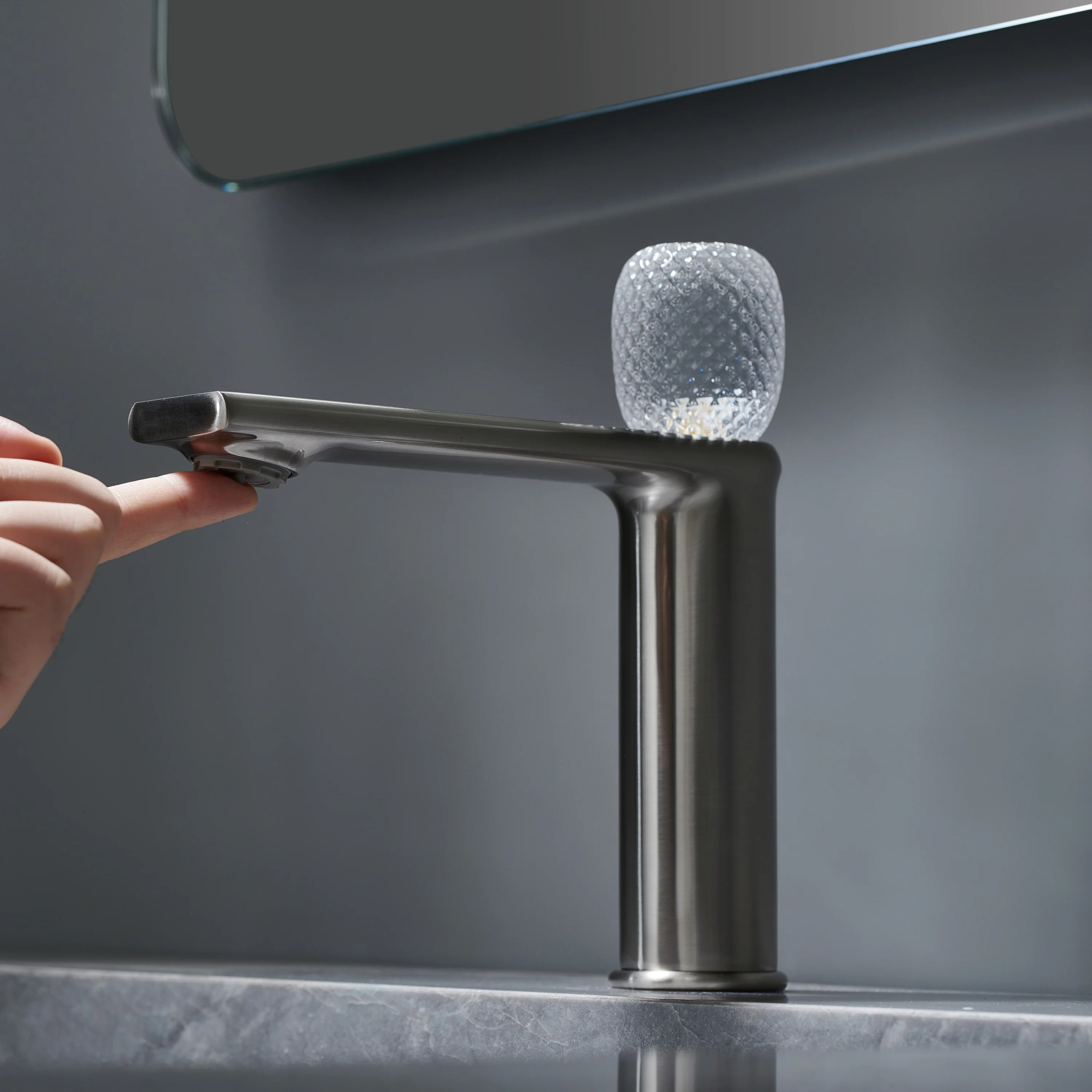 Lumina crystal Single Handle Single Hole Bathroom Sink Faucet with Pop up drain overflow - Image 6