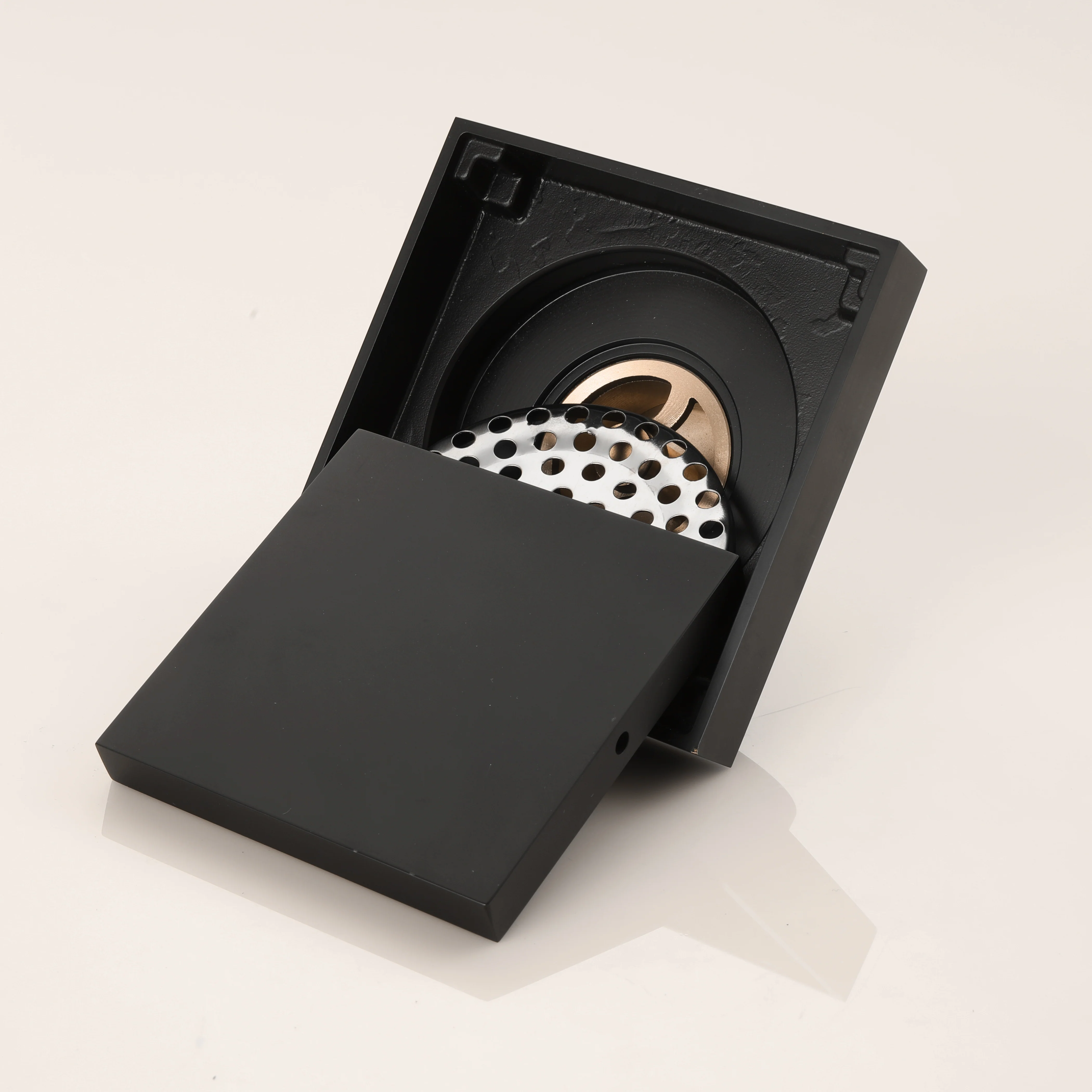 Matte Black brass floor drain 4x4inch - Image 5